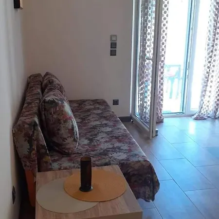 Nika Inea Žirje